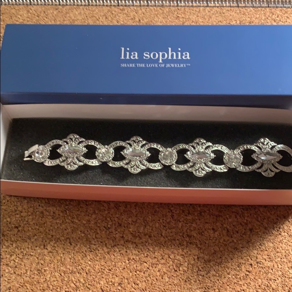 Lia Sofia Bracelet - image 4